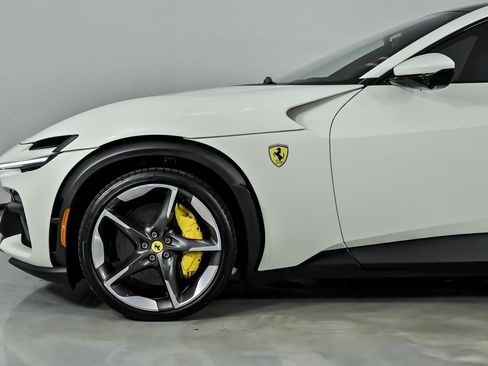 Used 2025 Ferrari Purosangue image 7