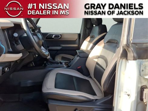 Used 2023 Ford Bronco Wildtrak AWD/4WD image 23