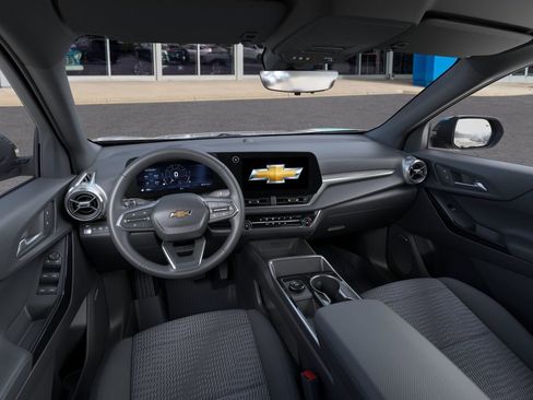 New 2026 Chevrolet Equinox LT AWD/4WD image 15