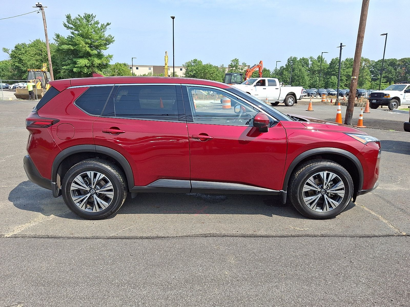 Used 2021 Nissan Rogue SV AWD/4WD image 8