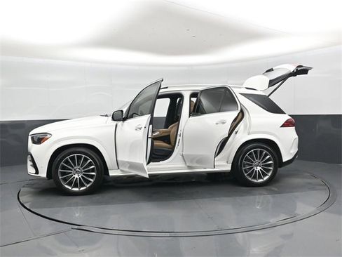 Used 2024 Mercedes-Benz GLE 350 4MATIC image 49