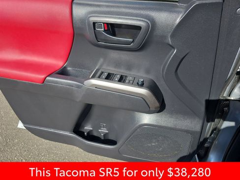 Used 2023 Toyota Tacoma SR5 w/ Technology Package image 33