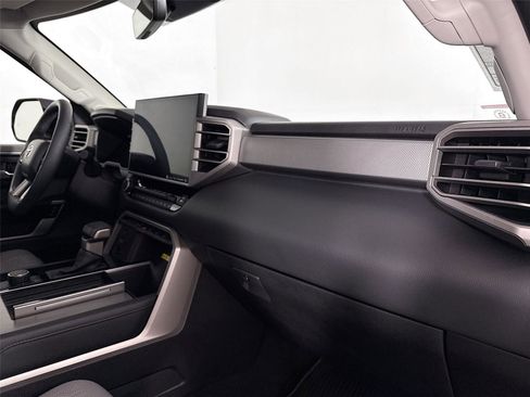 Certified 2024 Toyota Sequoia Limited image 46