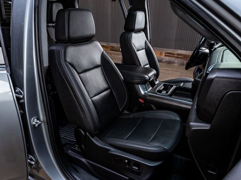 Used 2024 Chevrolet Silverado 2500 LTZ w/ LTZ Convenience Package image 30