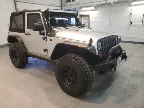 Used 2008 Jeep Wrangler X AWD/4WD image 9