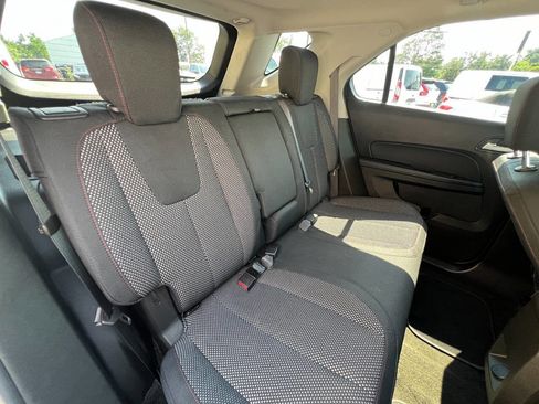 Used 2017 Chevrolet Equinox LT w/ Convenience Package image 24