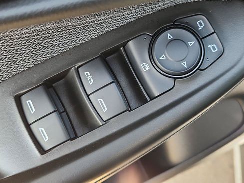 Used 2025 Chevrolet TrailBlazer LS w/ LS Confidence Package FWD image 21