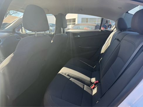 Used 2019 Chevrolet Cruze LT w/ LT Fleet Convenience Package image 8