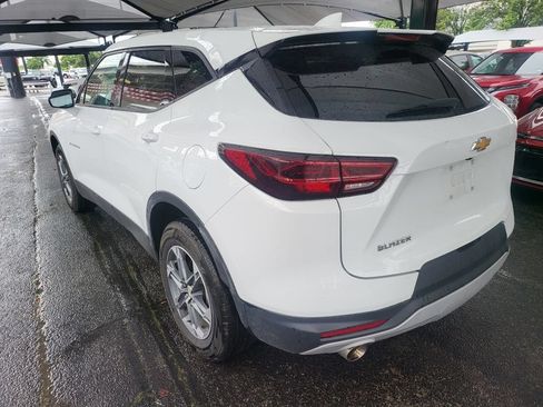 Used 2025 Chevrolet Blazer LT FWD image 10