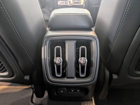 Used 2023 Volvo XC40 B5 Plus w/ Driver Assist Package image 28