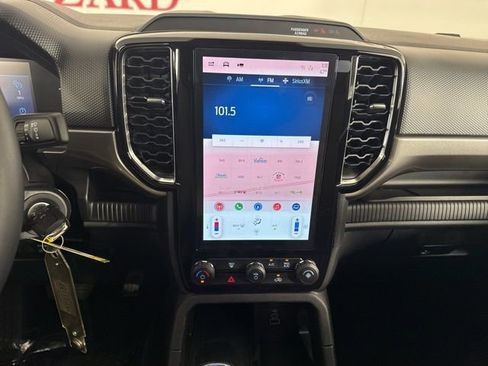 New 2025 Ford Ranger XLT w/ FX4 Off-Road Package image 12