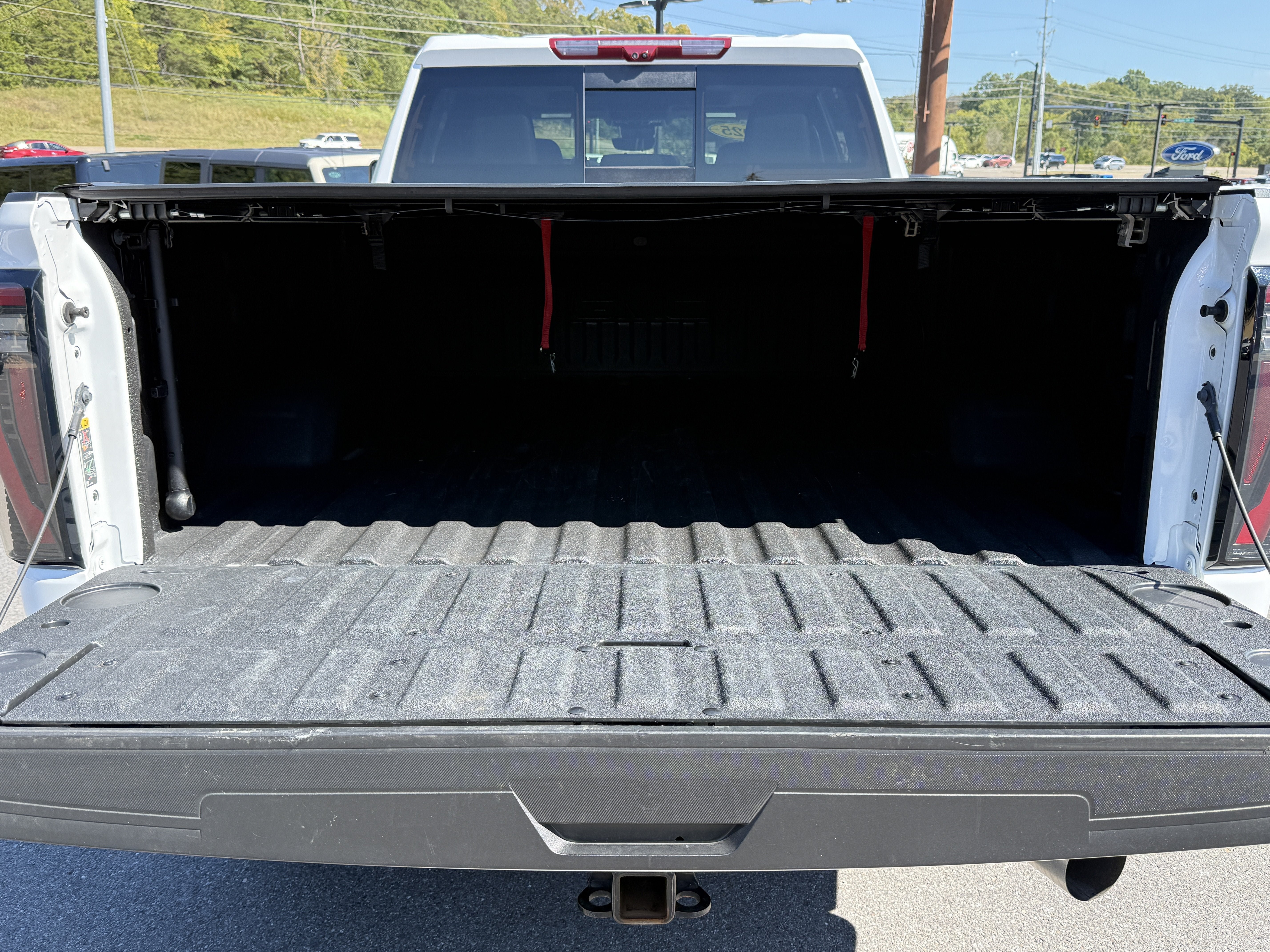 Used 2025 GMC Sierra 2500 AT4 w/ AT4 Premium Plus Package AWD/4WD image 13