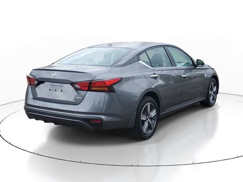 Used 2021 Nissan Altima 2.5 S AWD/4WD image 4