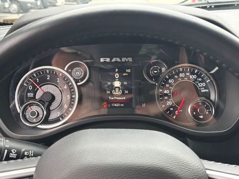 Used 2023 RAM 1500 Big Horn AWD/4WD image 25
