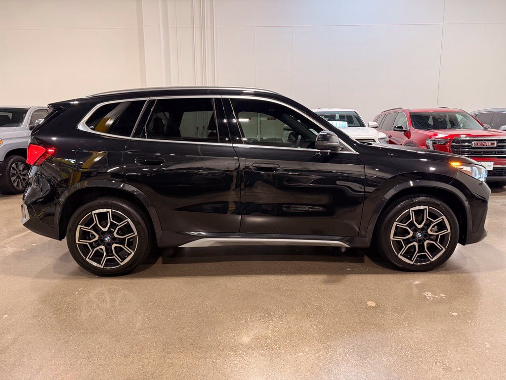 Used 2026 BMW X1 xDrive28i w/ Technology Package AWD/4WD image 4