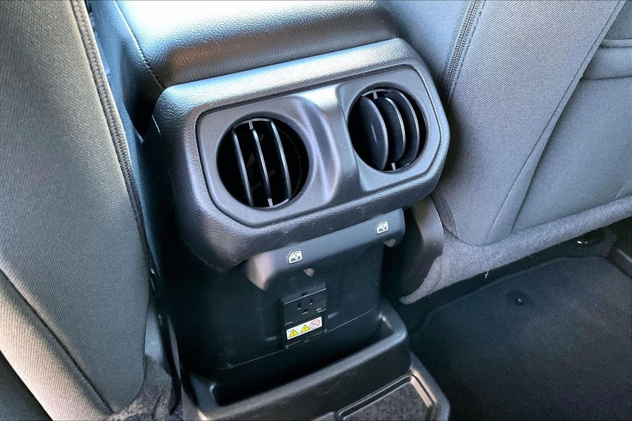 Certified 2023 Jeep Wrangler Unlimited Rubicon 4xe w/ Cold Weather Group AWD/4WD image 16