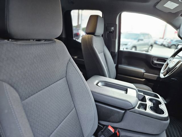Used 2025 Chevrolet Silverado 1500 Custom AWD/4WD image 14