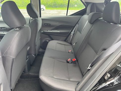 New 2025 Nissan Kicks Play S image 14