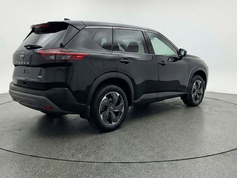 Used 2025 Nissan Rogue SV image 7