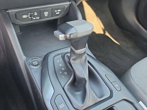 Used 2025 Kia K4 FWD image 27
