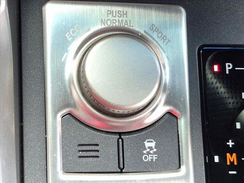 Used 2015 Lexus NX 200t F Sport w/ Navigation System Package FWD image 16