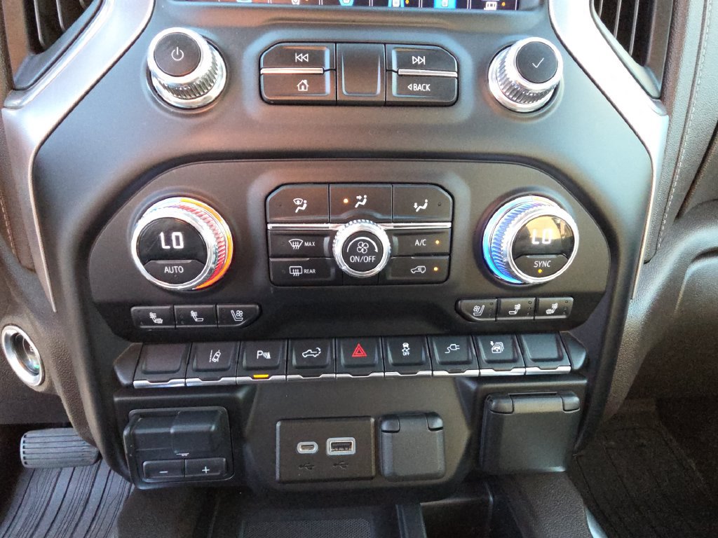 Used 2023 GMC Sierra 2500 SLT w/ SLT Preferred Package AWD/4WD image 24