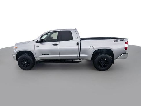 Used 2015 Toyota Tundra SR5 w/ SR5 Upgrade Package image 8