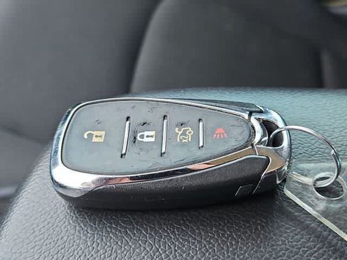Used 2021 Chevrolet Malibu LS FWD image 28