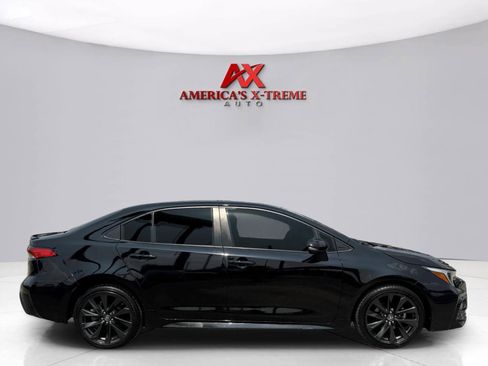 Used 2023 Toyota Corolla SE w/ SE Premium Package FWD image 7
