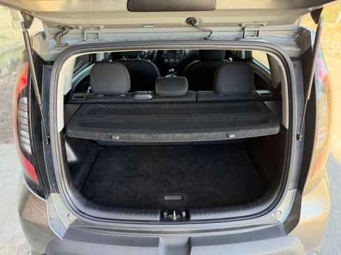 Used 2014 Kia Soul + FWD image 20