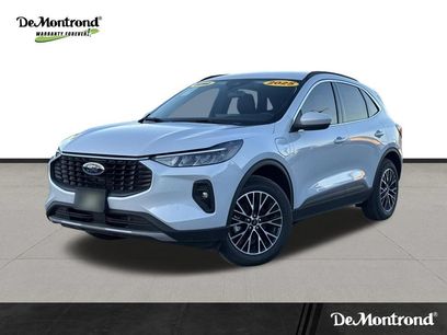 New 2025 Ford Escape SE