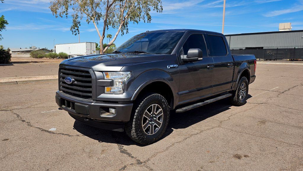Used 2017 Ford F150 XLT w/ Equipment Group 302A Luxury AWD/4WD image 4