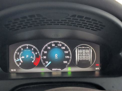 Used 2017 Jaguar XJ R-Sport image 30