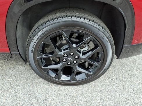 Used 2024 Chevrolet Traverse RS w/ LPO, Floor Liner Package image 12