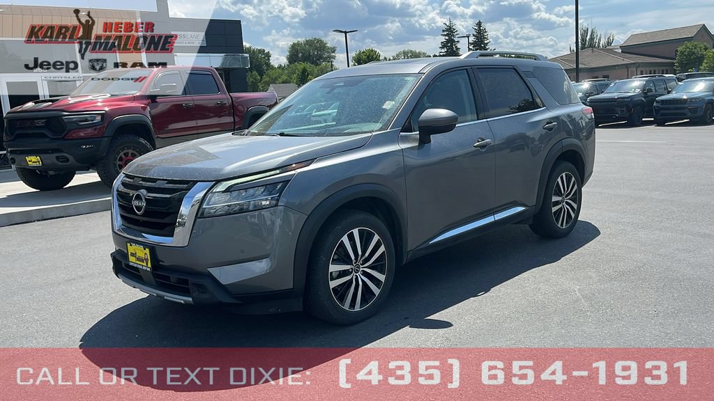 Used 2023 Nissan Pathfinder Platinum AWD/4WD image 1
