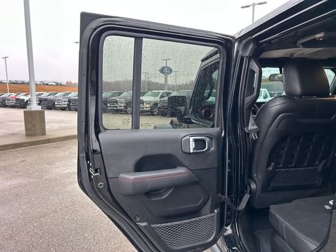 Used 2021 Jeep Wrangler Unlimited Rubicon w/ Xtreme Recon 35" Tire Package image 41