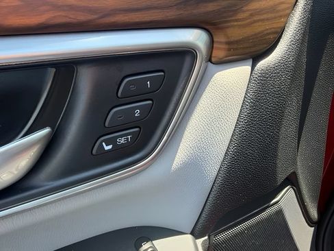 Used 2021 Honda CR-V EX-L image 12
