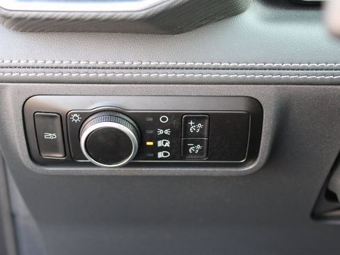 Used 2024 Ford Mustang GT Premium image 18