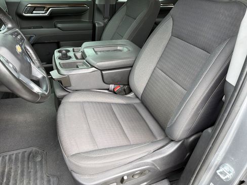Used 2023 Chevrolet Silverado 1500 LT AWD/4WD image 13