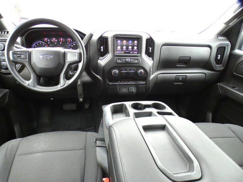 Used 2020 Chevrolet Silverado 1500 Custom Trail Boss w/ Custom Convenience Package image 13