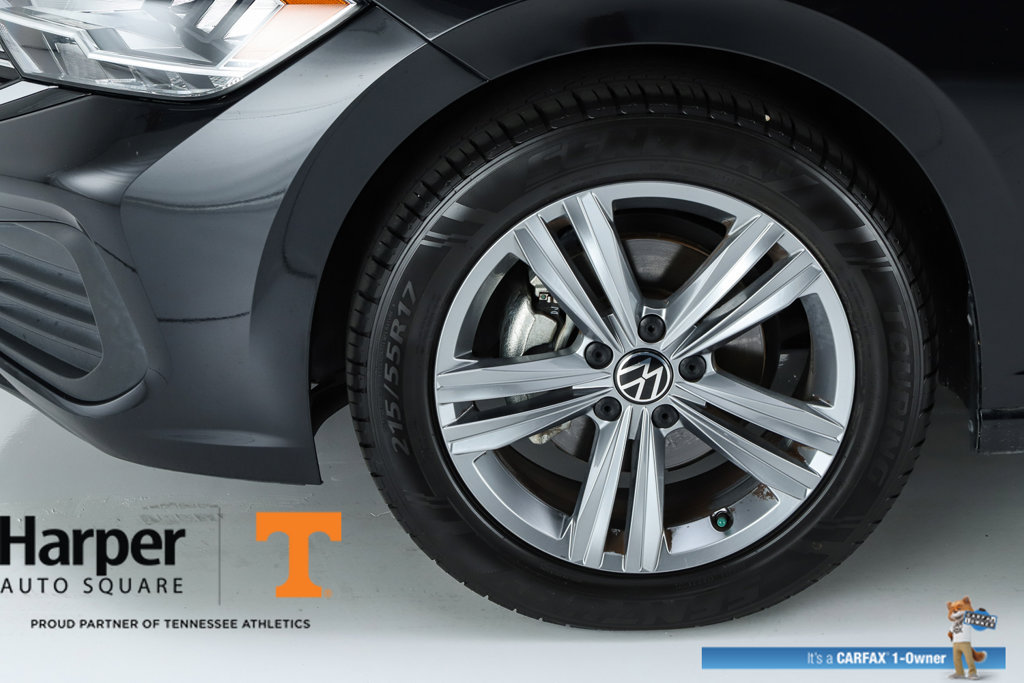 Used 2024 Volkswagen Jetta SE w/ Panoramic Sunroof Package FWD image 42