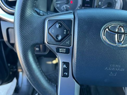 Used 2018 Toyota Tacoma Limited image 41