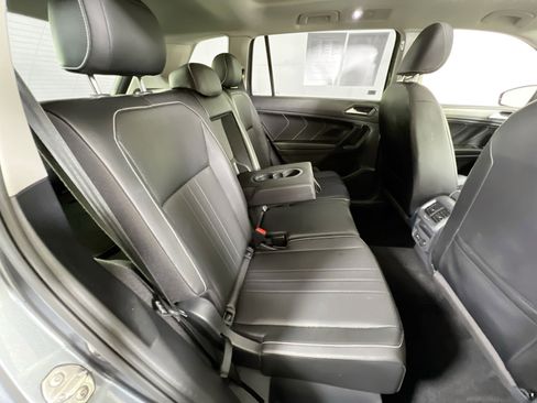 Used 2022 Volkswagen Tiguan SE image 26