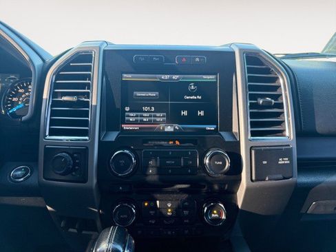 Used 2015 Ford F150 Lariat image 8