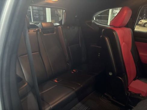 Used 2022 Toyota Highlander XSE image 36