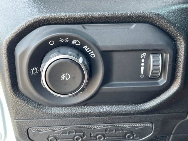 Used 2024 Jeep Wrangler Unlimited Sport AWD/4WD image 32
