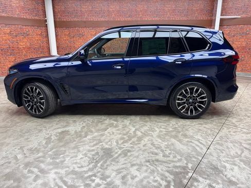Used 2026 BMW X5 xDrive40i w/ M Sport Package AWD/4WD image 2