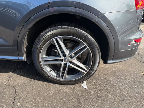 Used 2020 Audi SQ5 Premium Plus w/ Premium Plus Package image 15