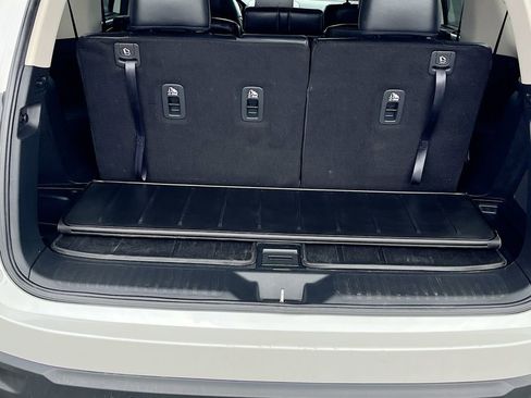 Used 2025 Honda Pilot Touring image 28