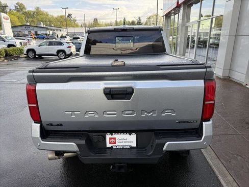 Certified 2024 Toyota Tacoma TRD Off-Road w/ TRD Off Road Upgrade Package image 6